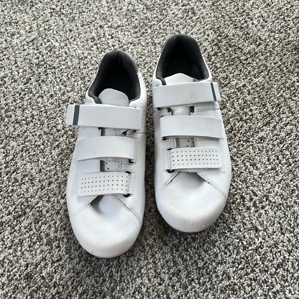 Shimano Womens Indoor Cycling shoe size 9